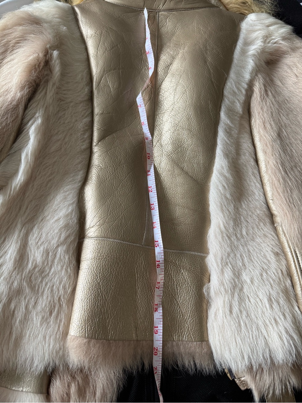 Exclusive Design Winter Jacket. Real leather, real fur. Size Small. New. - Picture 14 of 16